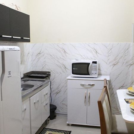 Kitnet Moderna, Confortavel , Climatizada E Linda 7A Montes Claros Buitenkant foto